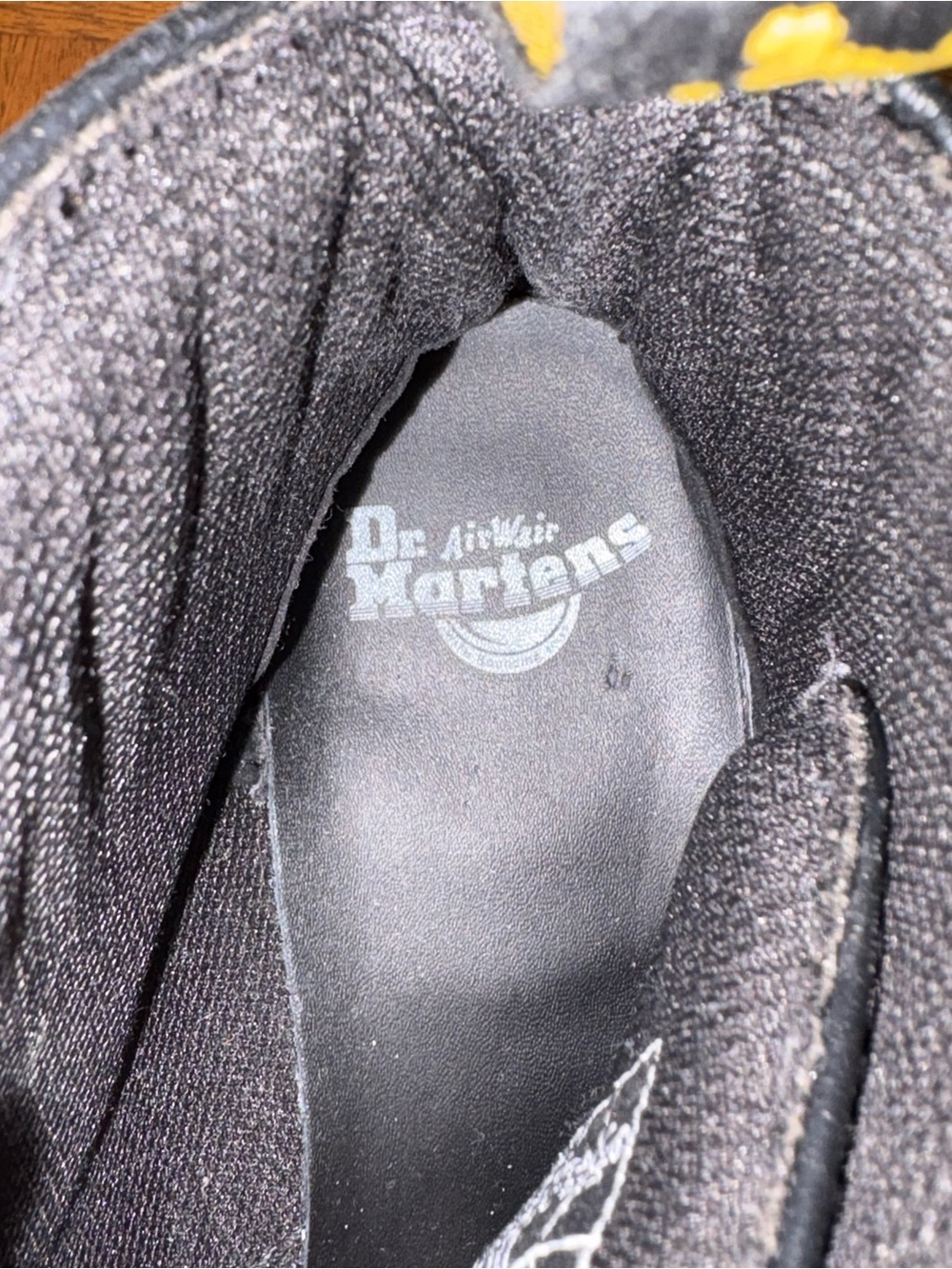 Dr. Martens Devon Heart leather platform boots - Picture 6 of 7